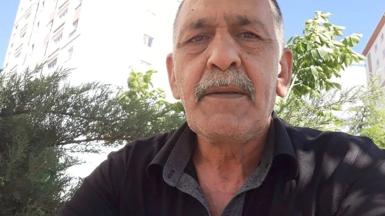 Sanatçı Hamdi Karakılıç’ın Acı Günü: Dayısı Sait Şamat Hayatını Kaybetti