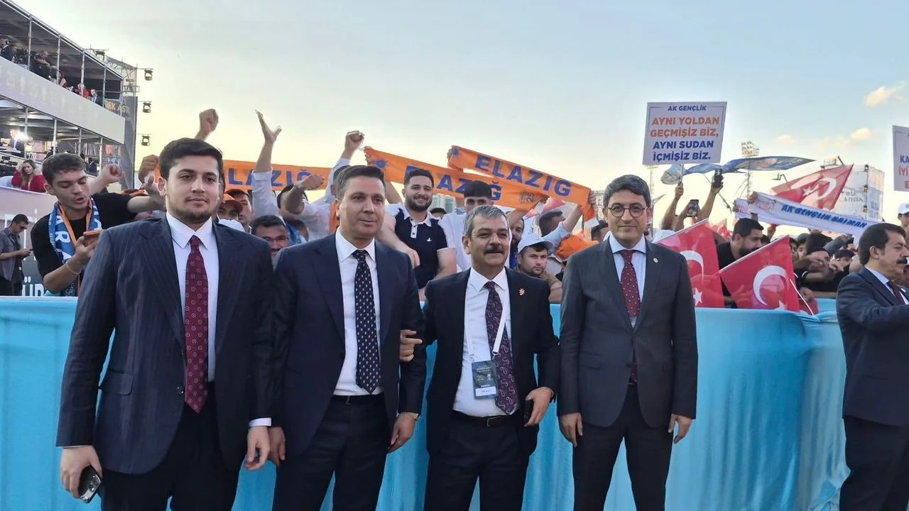 AK Parti’nin 25. Yılında Elazığ’dan Ankara’ya Güçlü Mesaj: Teşkilat Hazır