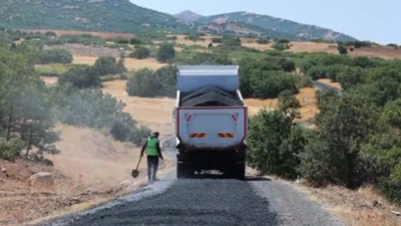 Elazığ’da Ulaşım Seferberliği: Çalıca Köyü Yolunda Asfalt Yenileme Çalışmaları Başladı